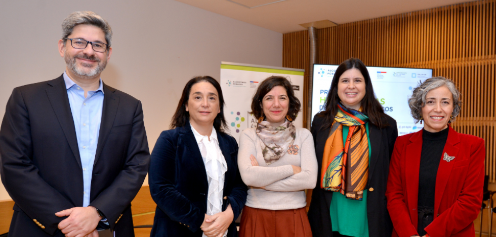 GobLab UAI presenta herramientas para desarrollo responsable de la inteligencia artificial en el Estado