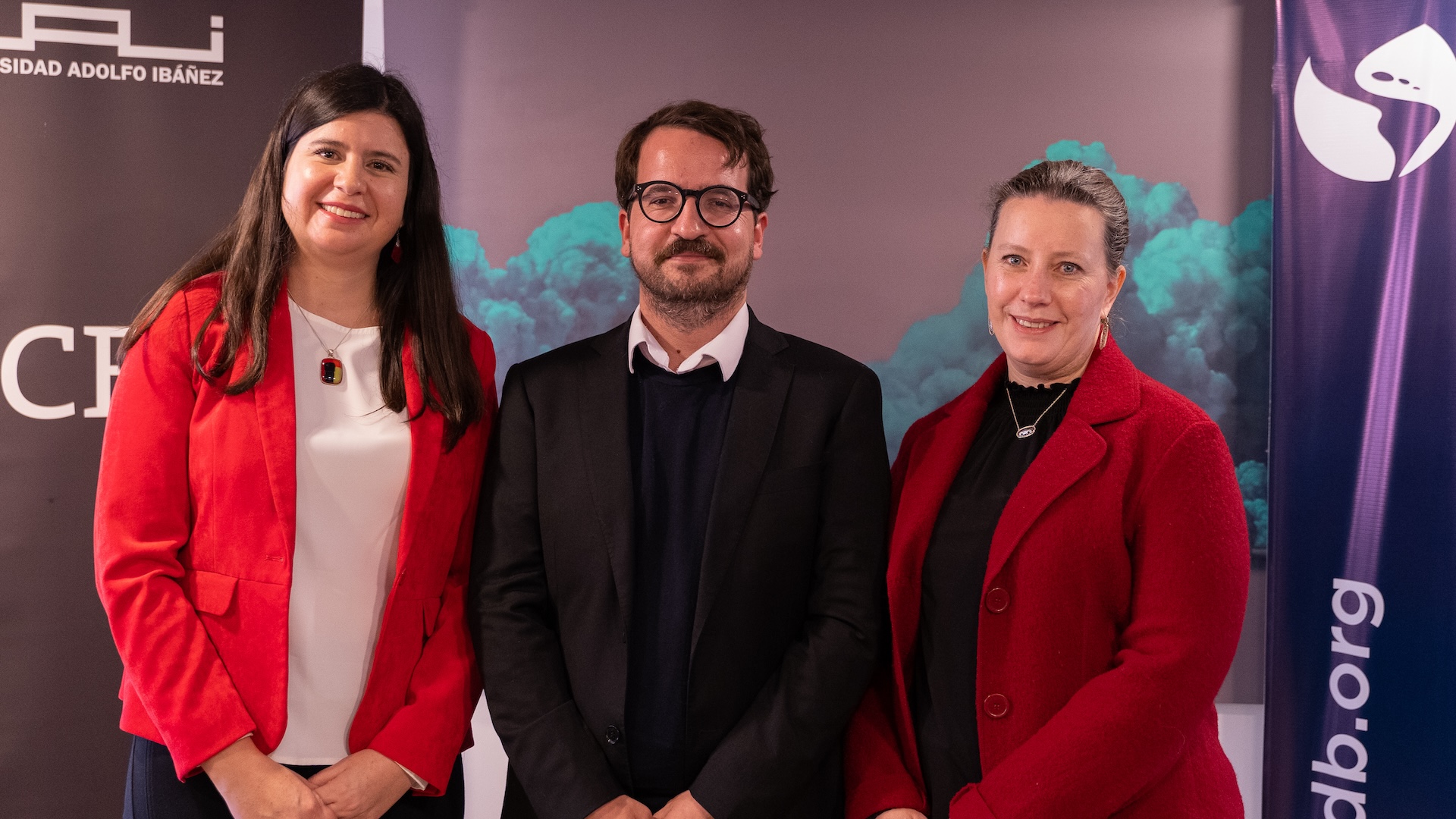 Servicio Civil se incorpora como socio al proyecto Algoritmos Éticos y disponibilizará cursos realizados por la UAI